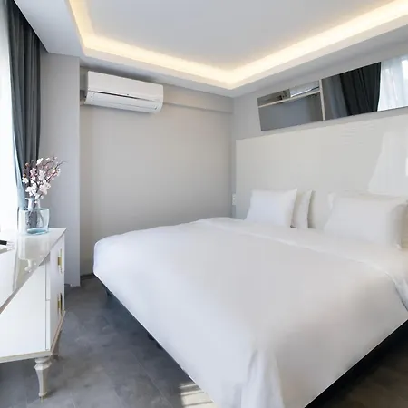 Via çırağan İstanbul