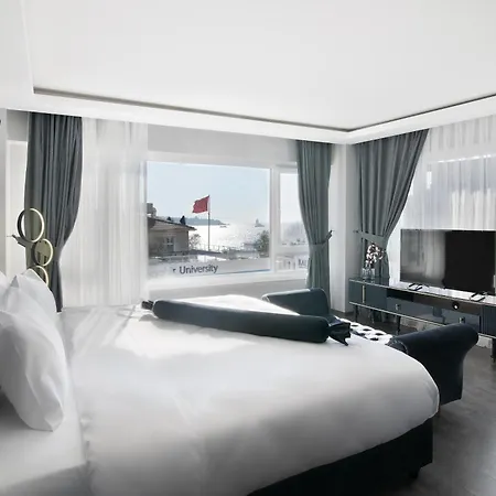 Via Ciragan Hotel *