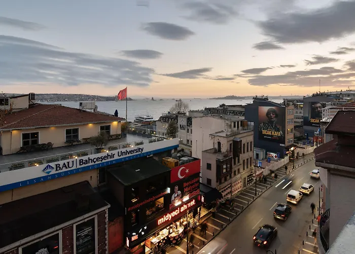 Отель Via Ciragan *